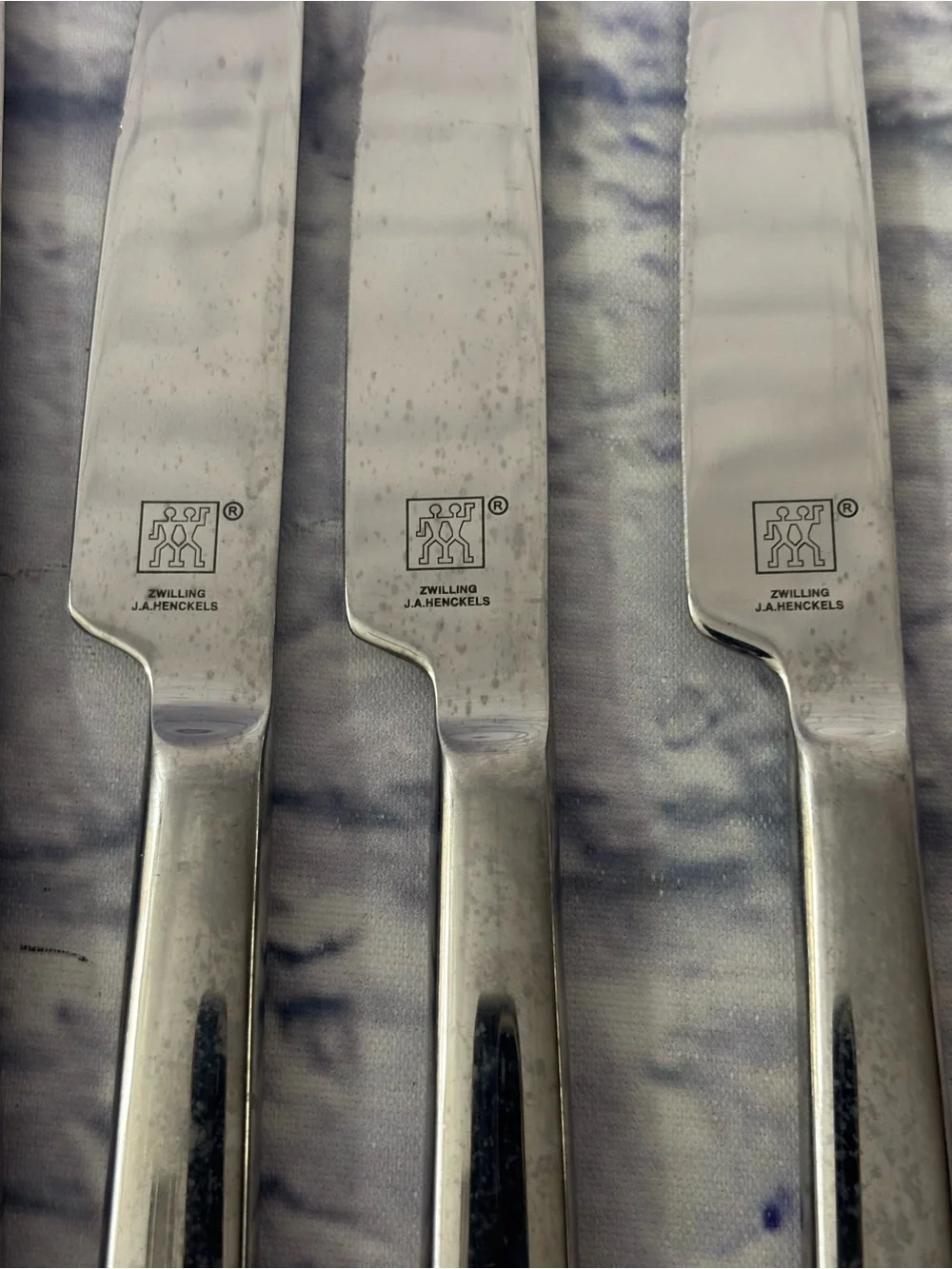 Zwilling J.A. Henckels 8 Piece Stainless Steel Steak Knife Set